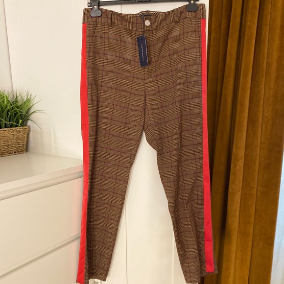 Tommy Hilfiger Stretch Pants - Picture 3 of 6